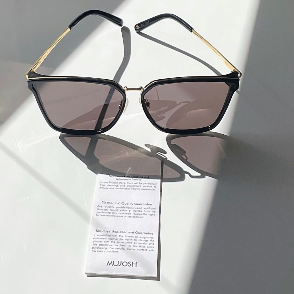 MUJ0SH LAUREN POLARIZED SUNGLASSES  UNISEX NWT